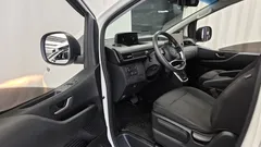 2022 Hyundai Staria Cargo 5-Seater — фото 10