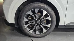 2023 Kia Carnival Diesel 9-Seater Prestige — фото 5