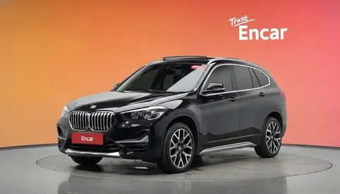 2022 BMW X1 xDrive 20i xLine