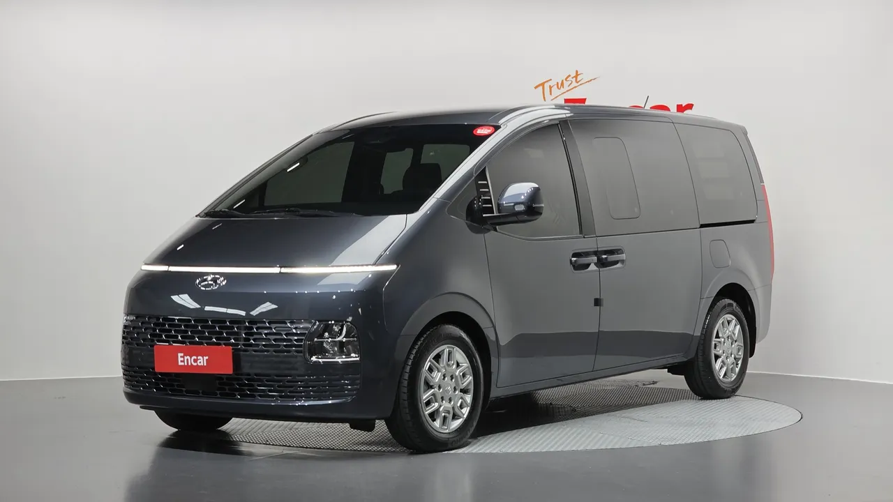 2023 Hyundai Staria Cargo 5-Seater