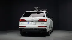 2022 Audi Q7 55 TFSI Quattro Premium — фото 4