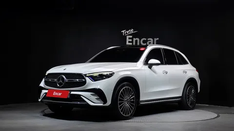2023 Mercedes-Benz GLC-Class GLC300 4MATIC AMG Line