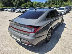 2022 Hyundai Sonata 2.0 — фото 2