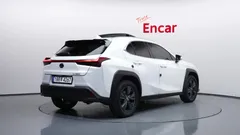 2024 Lexus UX 2.0 2WD — фото 2