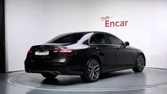 2022 Mercedes-Benz E-Class E220d 4MATIC AMG Line — фото 2