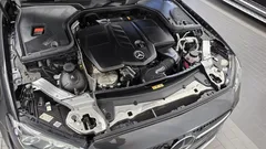 2022 Mercedes-Benz E-Class E220d 4MATIC AMG Line — фото 6