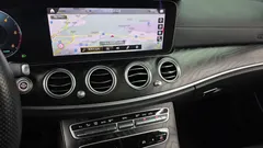 2022 Mercedes-Benz E-Class E220d 4MATIC AMG Line — фото 13