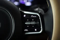 2023 Kia Carnival Diesel 9-Seater Noblesse — фото 15