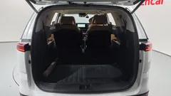 2023 Kia Carnival Gasoline 7-Seater Signature — фото 17