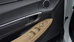 2023 Hyundai Sonata 2.0 — фото 19