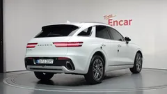 2022 Genesis GV70 2.5T Gasoline 2WD — фото 2