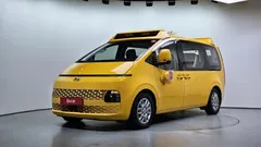 2022 Hyundai Staria L3.5 Kinder Safety Car — фото 1