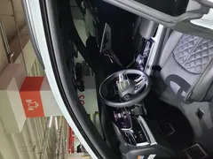 2022 Audi Q8 55 TFSI Quattro Premium — фото 6
