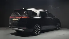 2023 Kia Carnival Diesel 9-Seater Prestige — фото 2