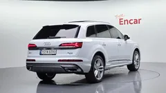 2023 Audi Q7 45 TDI Quattro Premium — фото 2