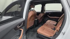 2023 Audi Q7 45 TDI Quattro Premium — фото 16