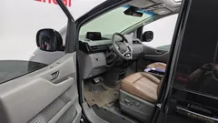 2022 Hyundai Staria Lounge 9-Seater — фото 10