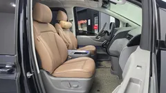 2022 Hyundai Staria Lounge 9-Seater — фото 11