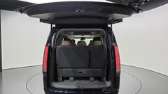 2022 Hyundai Staria Lounge 9-Seater — фото 20