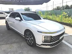 2023 Hyundai Grandeur Premium — фото 9