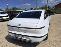 2023 Hyundai Grandeur Premium — фото 17