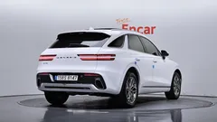 2022 Genesis GV70 2.5T Gasoline 2WD — фото 2