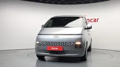 2023 Hyundai Staria Cargo 3-Seater — фото 3