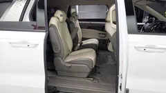 2022 Kia Carnival Diesel 9-Seater Noblesse — фото 12