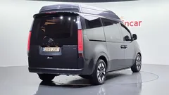 2023 Hyundai Staria 4WD Lounge 9-Seater — фото 2