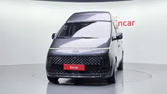 2023 Hyundai Staria 4WD Lounge 9-Seater — фото 3
