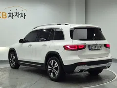 2022 Mercedes-Benz GLB-Class GLB200 d — фото 3