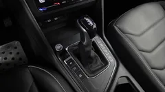 2023 Volkswagen Tiguan 2.0 TDI Prestige, чёрный — фото 9