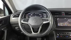 2023 Volkswagen Tiguan 2.0 TDI Prestige, чёрный — фото 17