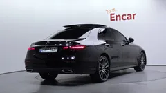 2023 Mercedes-Benz E-Class E350 4MATIC AMG Line — фото 2