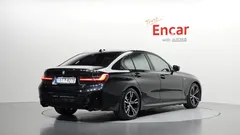 2023 BMW 3-Series 320i M Sport — фото 2