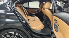 2023 BMW 3-Series 320i M Sport — фото 11