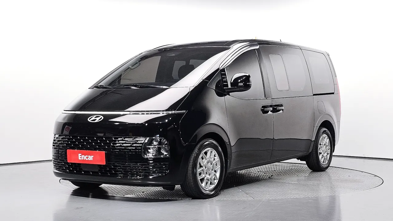 2023 Hyundai Staria Cargo 5-Seater