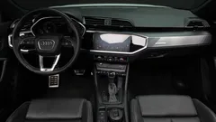 2022 Audi Q3 35 TDI Premium Sportback — фото 7