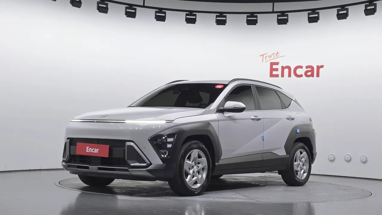 2023 Hyundai Kona Premium