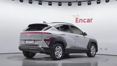 2023 Hyundai Kona Premium — фото 2