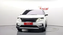 2023 Kia Carnival Diesel 9-Seater Prestige — фото 3