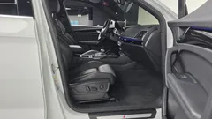 2022 Audi Q5 45 TFSI Quattro Sportback Premium — фото 11