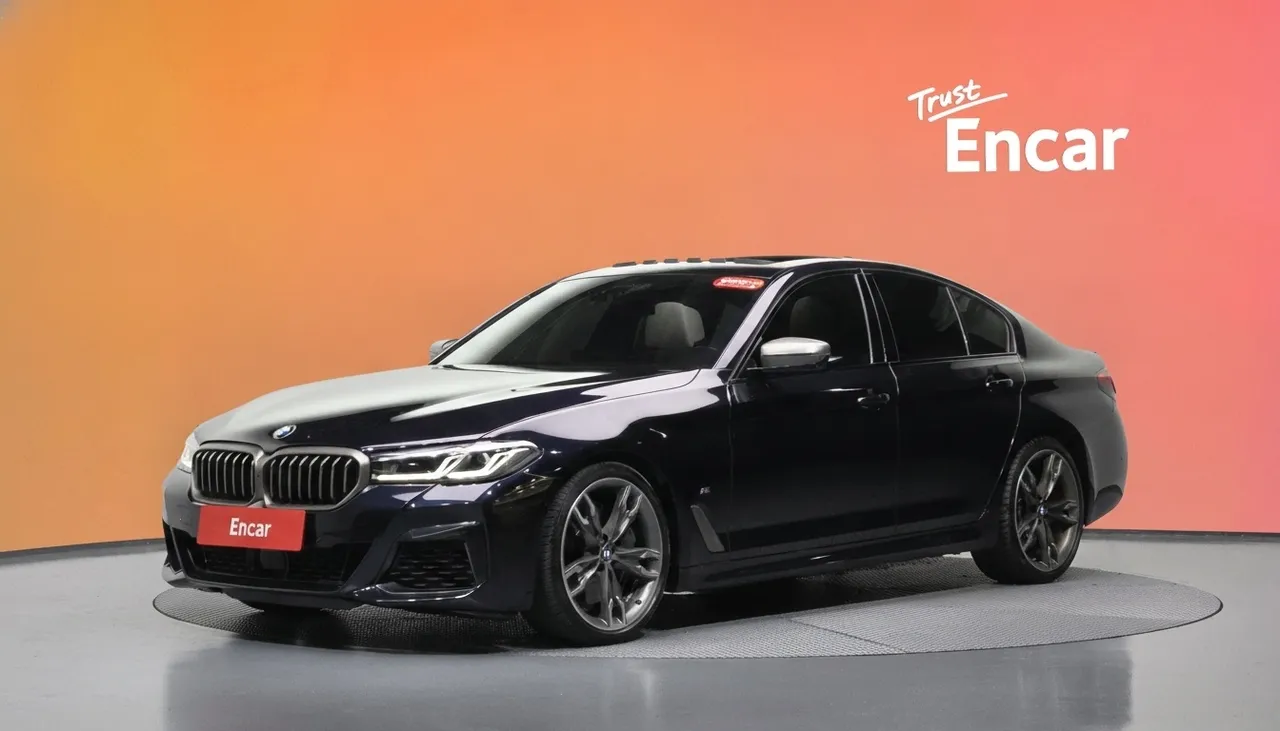 2022 BMW 5-Series M550i xDrive