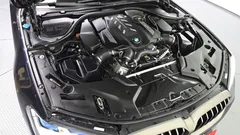 2022 BMW 5-Series M550i xDrive — фото 6