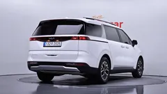 2023 Kia Carnival Diesel 9-Seater Prestige — фото 2