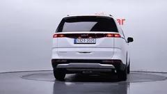 2023 Kia Carnival Diesel 9-Seater Prestige — фото 4
