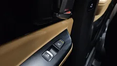 2023 Kia Carnival Diesel 9-Seater Prestige — фото 19