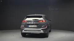 2023 Hyundai Kona Modern — фото 4