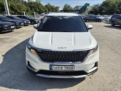 2023 Kia Carnival Diesel 9-Seater Prestige — фото 3