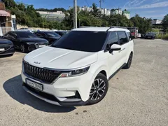 2023 Kia Carnival Diesel 9-Seater Prestige — фото 11